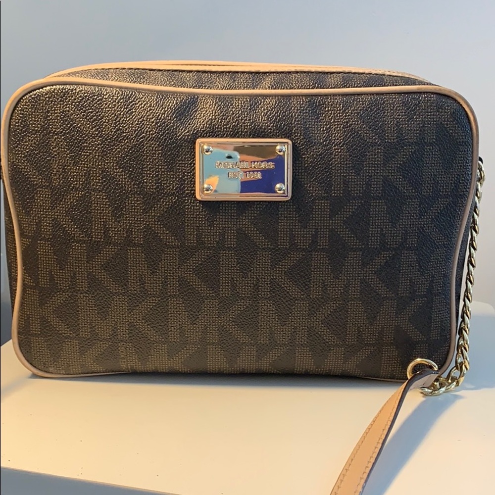 Michael Kors Crossbody